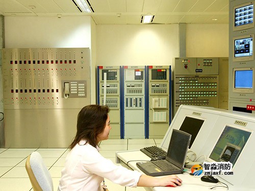 消防工作重點(diǎn)主要以預(yù)防為主，防消結(jié)合